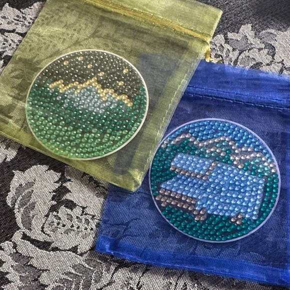 Handcrafted Diamond Art Magnet Set - Road Trip Retreat - Set of 2 - Picture 6 of 6